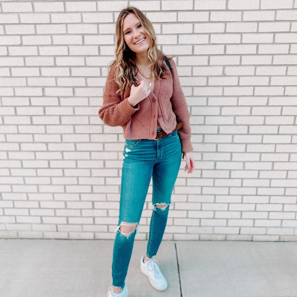 Meet your Posher, Katelyn